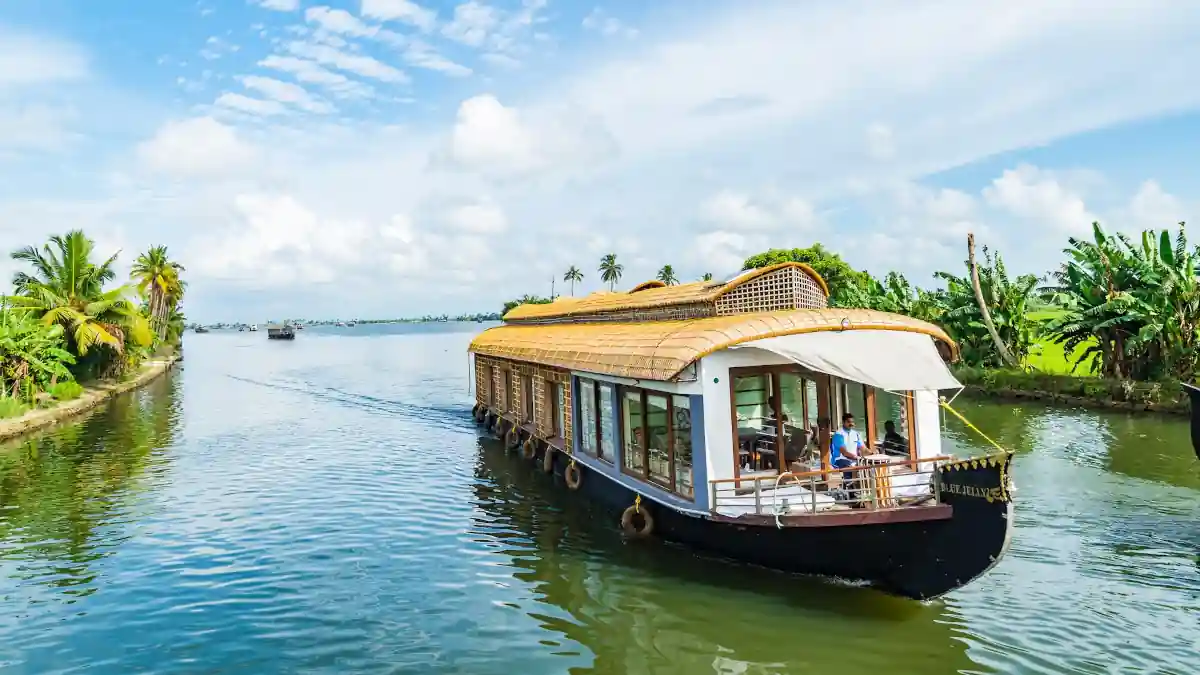 kerala boat image